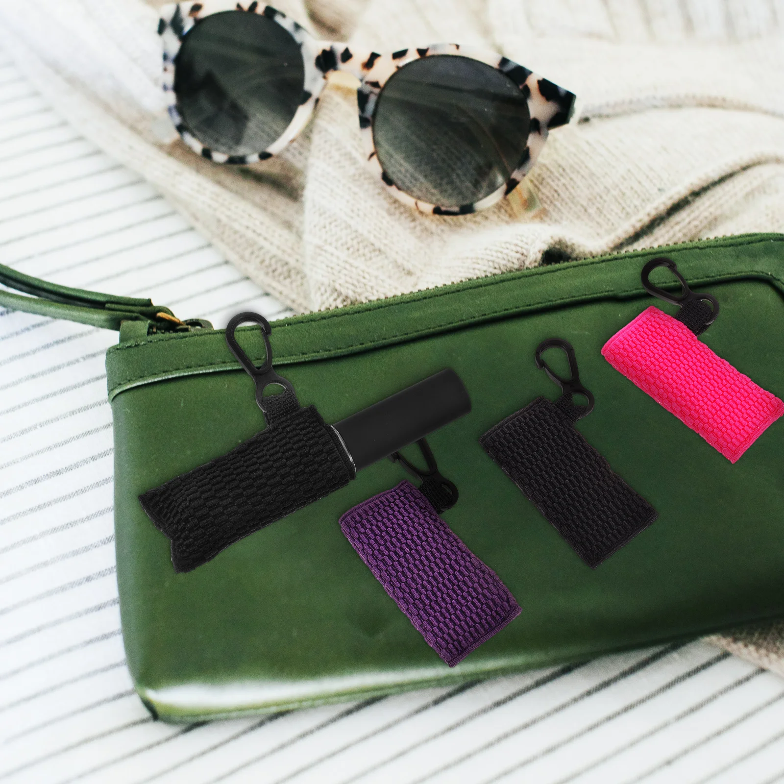 3個入り リップスティックホルダー キーリング 小型保護キャリングカバー 伸縮性リップバームキーホルダーポーチ 鍵 財布 ポケット整理用