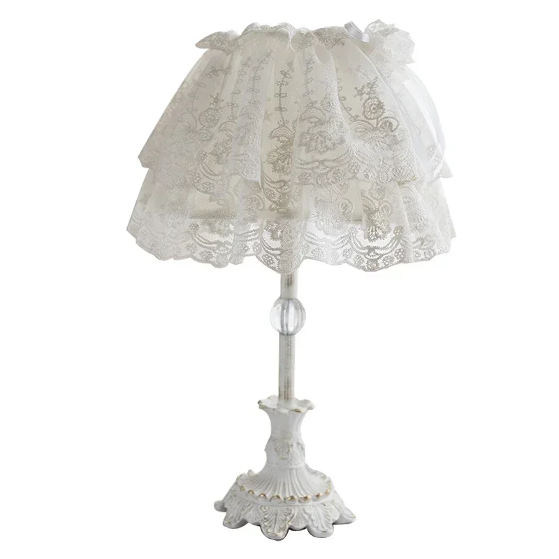 Korean Style Lace Fabric Table Lamp Led Stand Desk Lighting Fixtures for Home Wedding Decor Princess Girls Bedroom Bedside Light