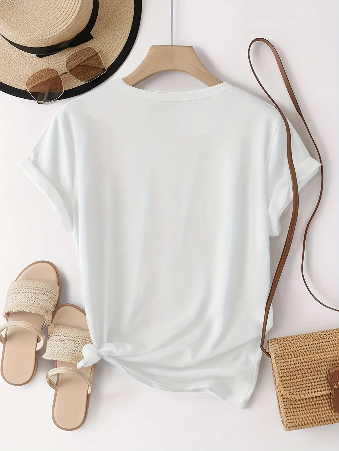 تي شيرت نسائي كاجوال بأكمام قصيرة مع تي شيرت مطبوع على الطراز الحضري، تصميم بسيط، طراز أنيق #4