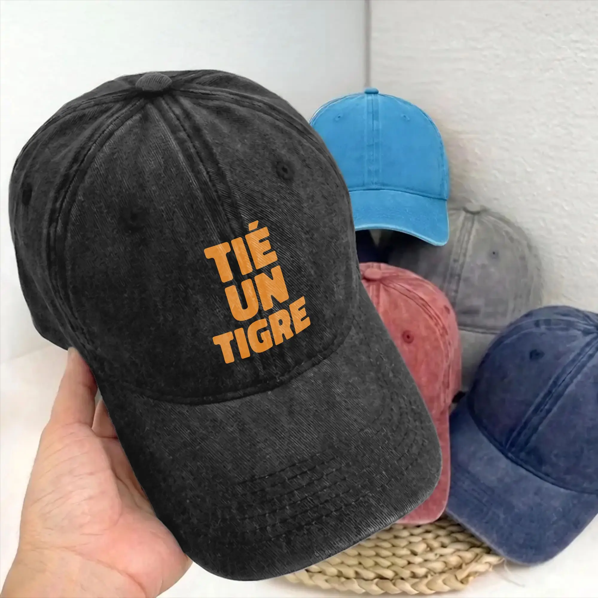 Tie Un Tigre Marseille-Expression Gorras de béisbol sin estructura para hombre y mujer, divertidas, con diseño de bebida, de mezclilla desgastada, estilo retro, gorra de sol de verano