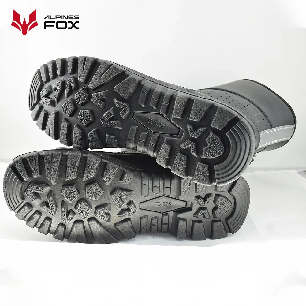 Non-slip Motorcycle Boots Men's Riding Reflective Shoes Fine Holes Moto Riding Motocross Boots Motorcycle Road-off Shoes