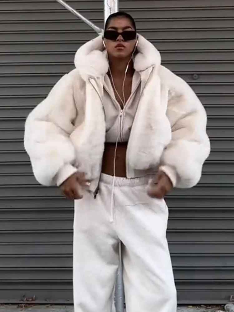 Fashion Faux Fur Thicken Coats Women Full Sleeve Hoodie Loose Zippers Warm Short Coat 2025 Winter Lady Casual Outwears