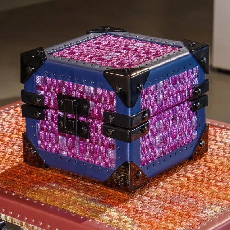 

Copper wire woven jewelry box watch storage hard box international pavilion luxury goods
