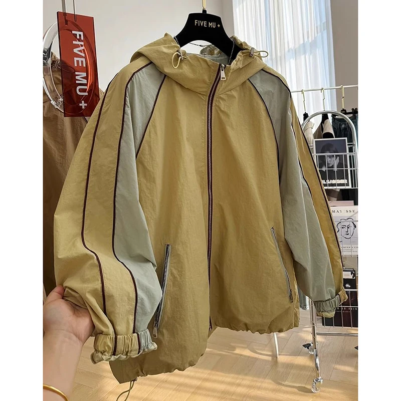 

Summer 2025 Women Jacket Waterproof Windbreaker Jackets Female Hooded Windproof Coats Women's Outdoor Hiking Thin Coat