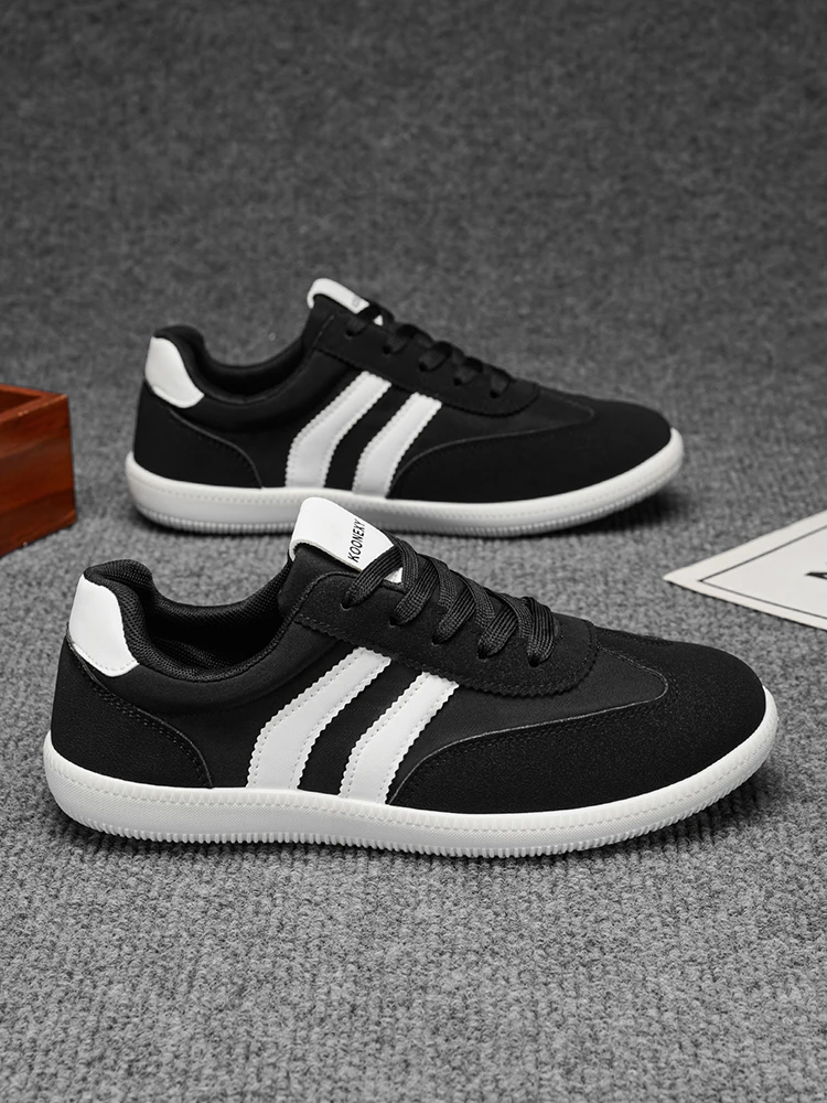 YUYIN White Running Sneakers Retro Men's Casual Sports Shoes Anti Slip Board Shoes German Army Trainers Shoe Zapatillas Hombre