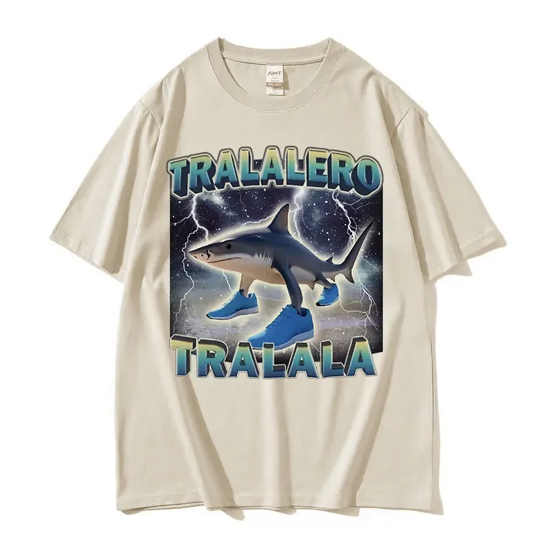 Tralalero Tralala Divertente Squalo Meme T-shirt Moda Squalo accogliente con scarpe Regali T-shirt Donna Casual Vendita calda T-shirt