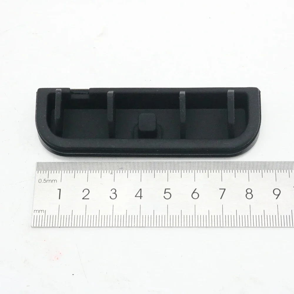 Car Tailgate Key Switch Rubber Cover Rear Trunk Door Lock Cap Lid For BMW Mini Cooper R50 R52 R53 R56 R57 R58 R59 51137039261