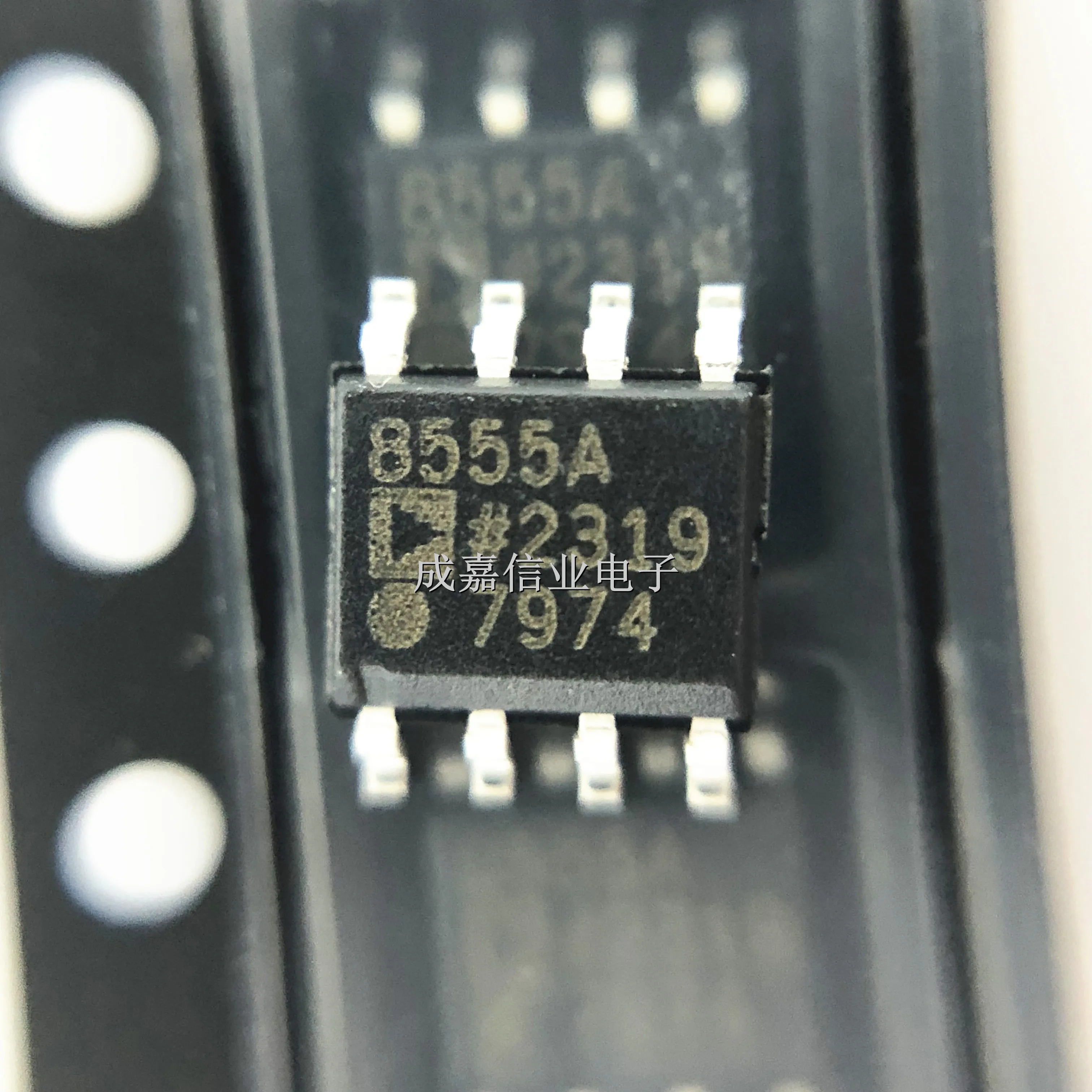 

1 шт./лот AD8555ARZ SOP-8 МАРКИРОВКА; 8555A Инструментальные усилители 1 канал Рабочая температура:- 40 C-+ 125 C