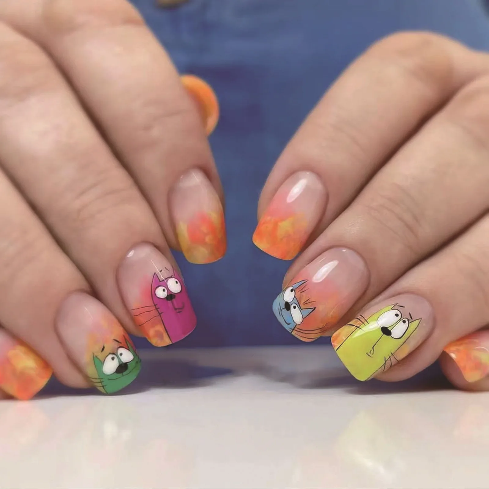 24pcs Cartoon Cat False Nails Cute Animal Printed Nail Art Fake Nails Short Coffin Head Press on Nail Tips for Girls Women