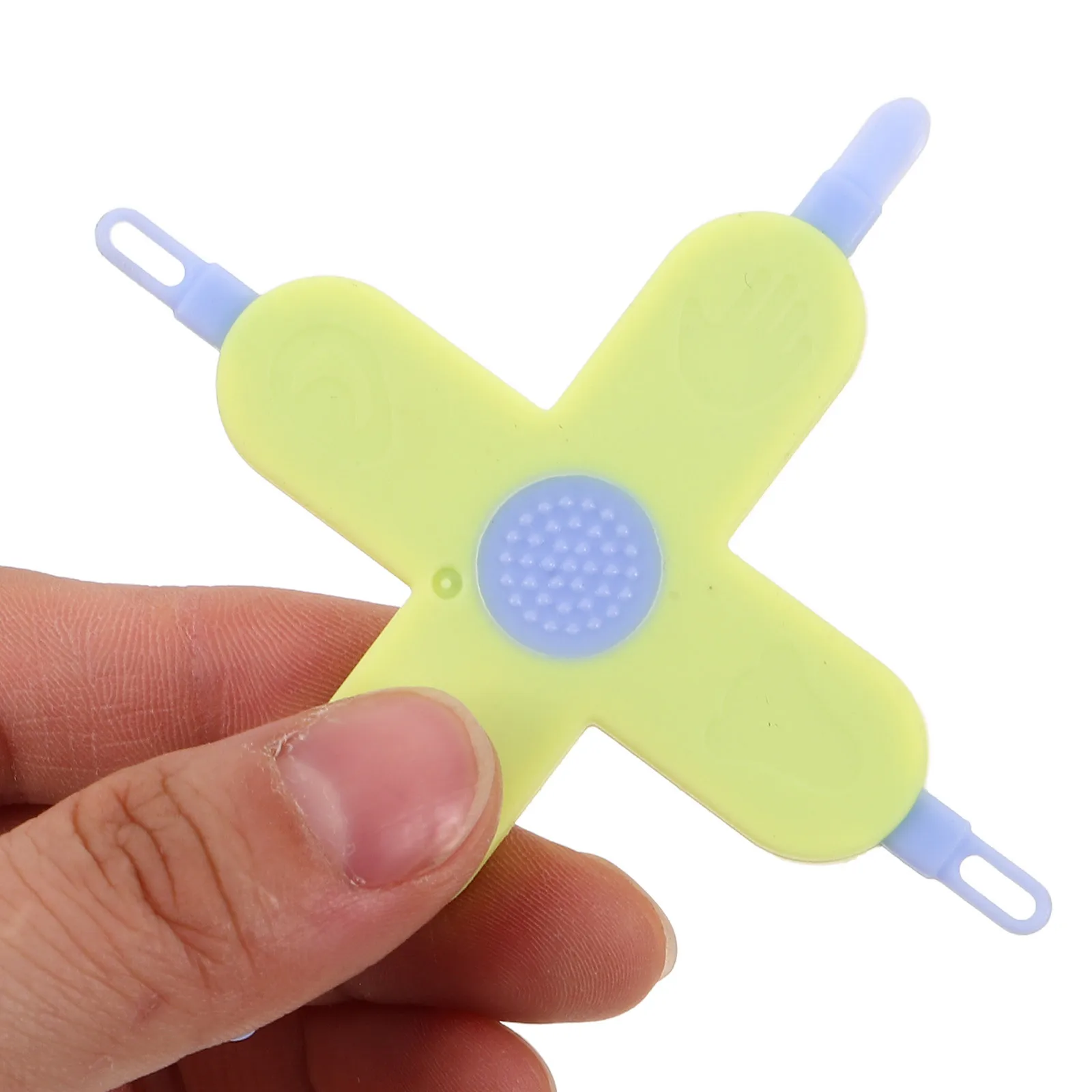 منظف شمع الأنف والأذن للأطفال 4 في 1 أداة العناية بالرضع تصميم متقاطع لتشذيب الأظافر شفط الأنف لحديثي الولادة لتخفيف الاحتقان #3