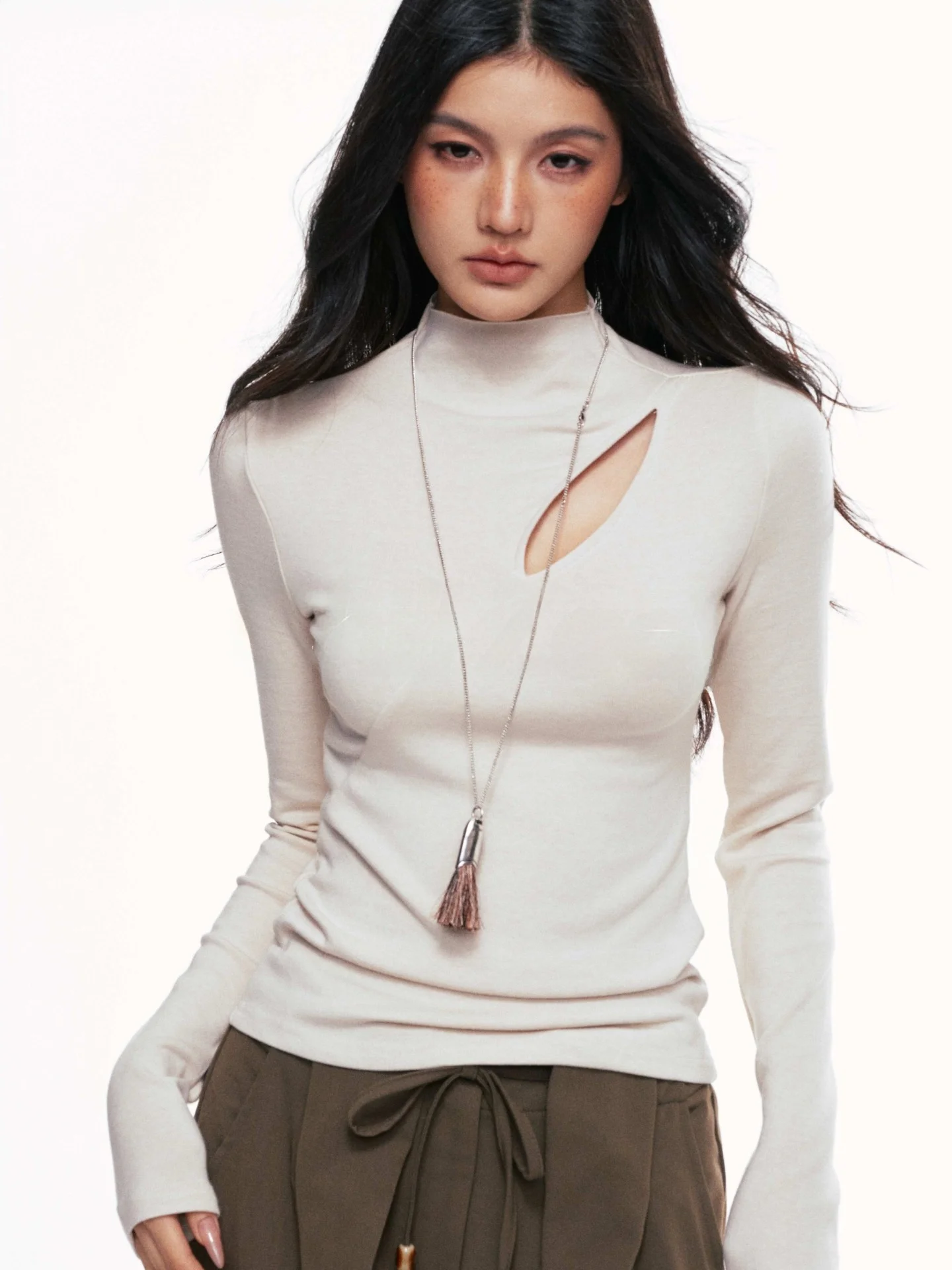

Женская базовая кофта с высоким воротником и длинными рукавами Ele Hollow out Long Sleeve High Collar CHILL ZOEY, осенне-зимняя, модная, из высококачественной смесовой ткани.