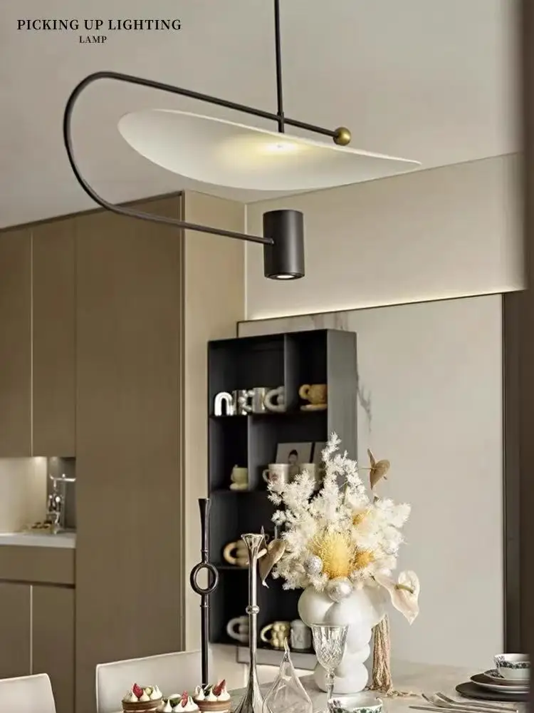 Nordic Minimalist Creative Pendant Lights Magnetic Pole Sheet Painted Hanging Lamp for Living Room Home Decoration Chandeliers
