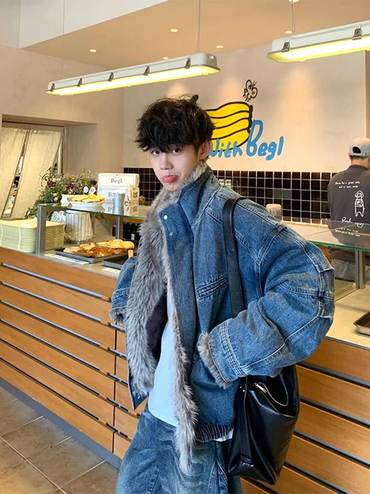 

Мужская джинсовая куртка с синим меховым воротником, в стиле ретро, американская, утепленная, зимняя, повседневная, молодежная, утолщенная, длинная