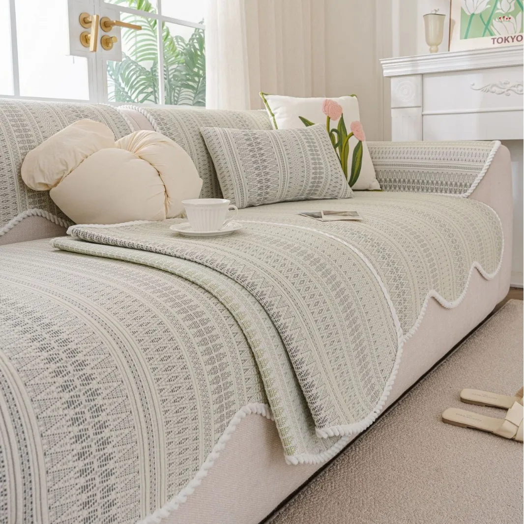 Cooling Feel Sofa Towel Summer Universal Non-slip Sofa Slipcovers Breathable Ice Silk Couch Pad Home Decor Funiture Protector