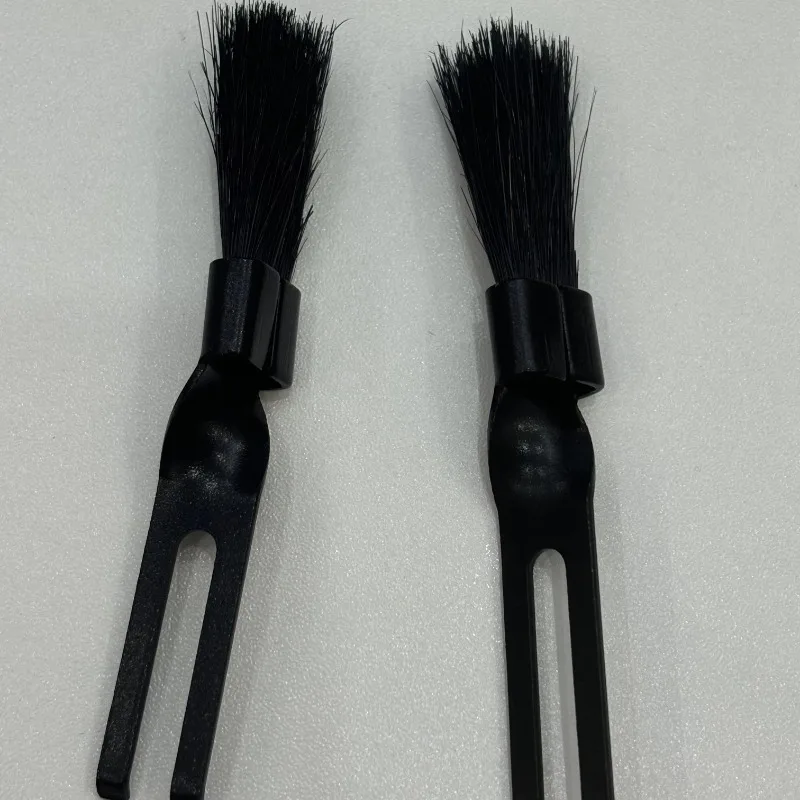 1 piece for Komori printing press parts Black bristle brush