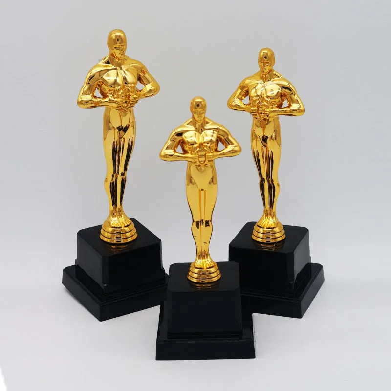 26cm Personalis Oscar Trophy Awards Gold-Plated Plastic Little Golden Man Cup Statue Party Gifts Exquisite Small Craft Souvenirs