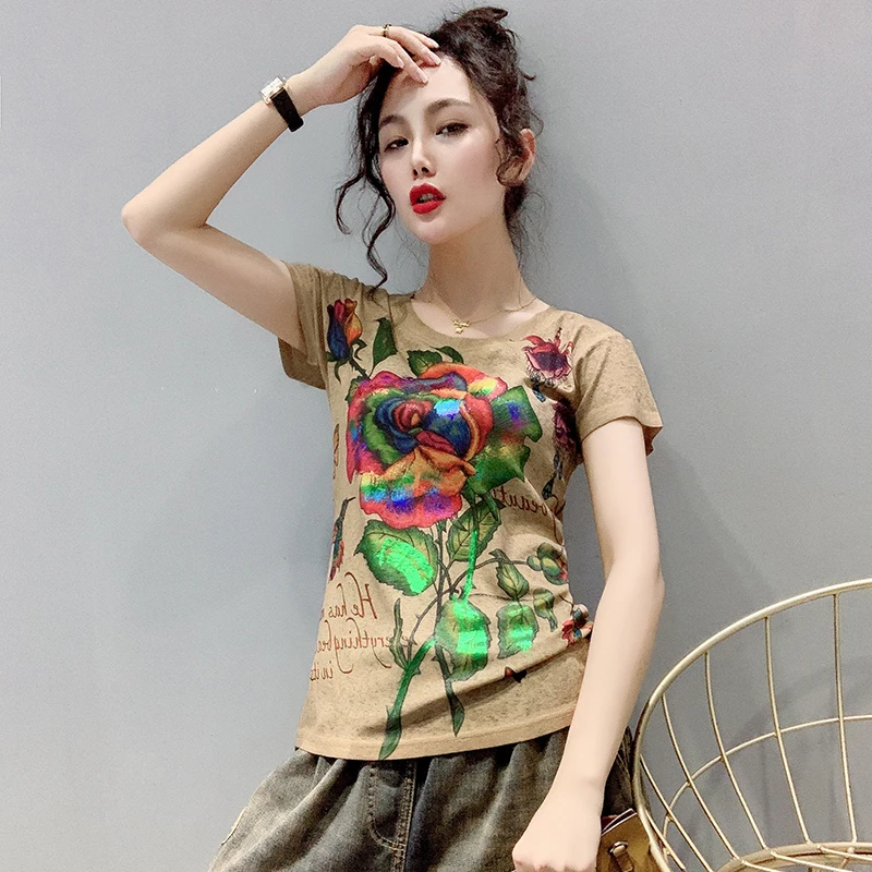 Faionable Slim Fit ort Sve T-shirt da donna con stampa dorata Street Sle round Ne Casual Top per l'estate 2024 Trendy Ladies...