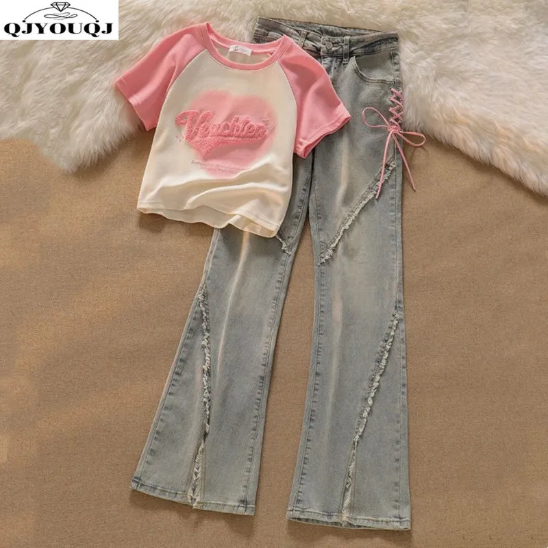 

Spring and summer Korean version new women's suit niche short fashion short sleeved T-shirt+flared jeans two-piece set