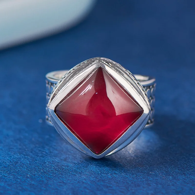 S925 Sterling Silver Charms Rings for Women Men New Fashion Palace Style Pattern Inlaid Rhombus Red Corundum Punk Jewelry