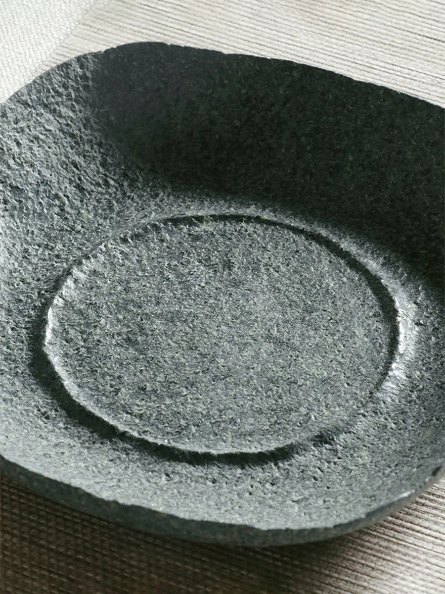 Naturstein-Teetablett 18cm, handgeschnitzt, Wabi-Sabi, unregelmäßige rohe Kante, Gongfu-Tee-Zubehör für Teezeremonie, Heimdekoration, Geschenk – Detail 2