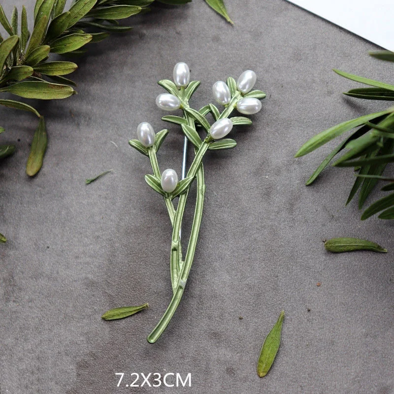 Ladies' Handmade Vintage Forest Plant Brooch Needle Decoration, Elegant Temperament Brooch, Cardigan Woolen Sweater Chest Flower