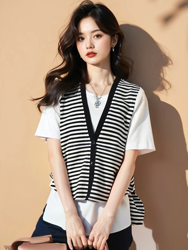 

Faionable Striped Button up Cotton Vest And T-irt Set for Women Spring Summer 2025 Korean Sle Straight Cut Outfit