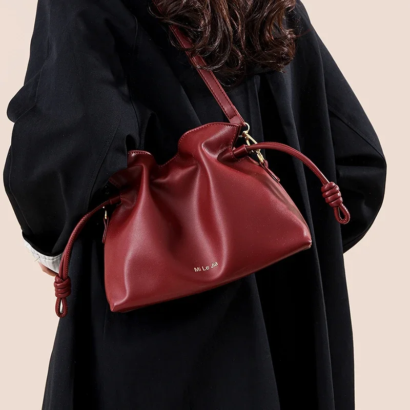 PU Drawstring New Shoulder Bags High Quality Lightweight Fashion Versatile Solid Color Sewing Thread Women's Crossbody Bags