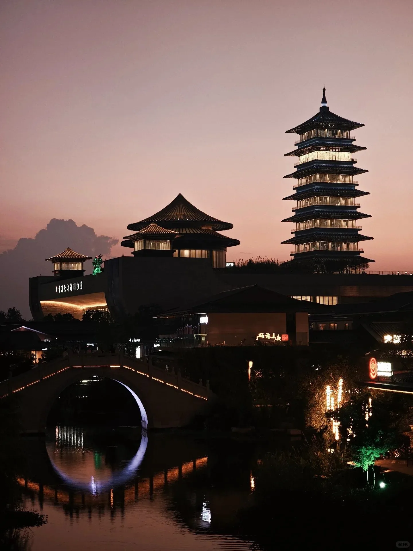 

For Toyota Sienna 2012 - 2018 Android Car Radio Screen 2din Stereo Receiver Autoradio Multimedia Player Gps Navi Unit