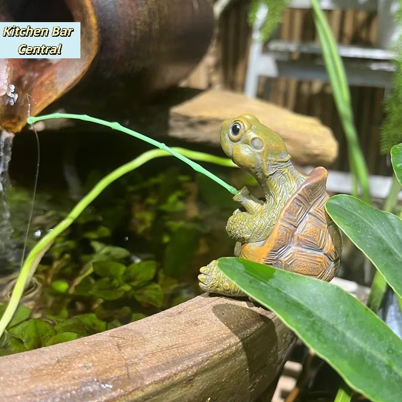 【Creative Rope Fishing Turtle Statue Cute Simulation Resin Figurine Animal Sculpture Outdoor Garden Decor Ornament】