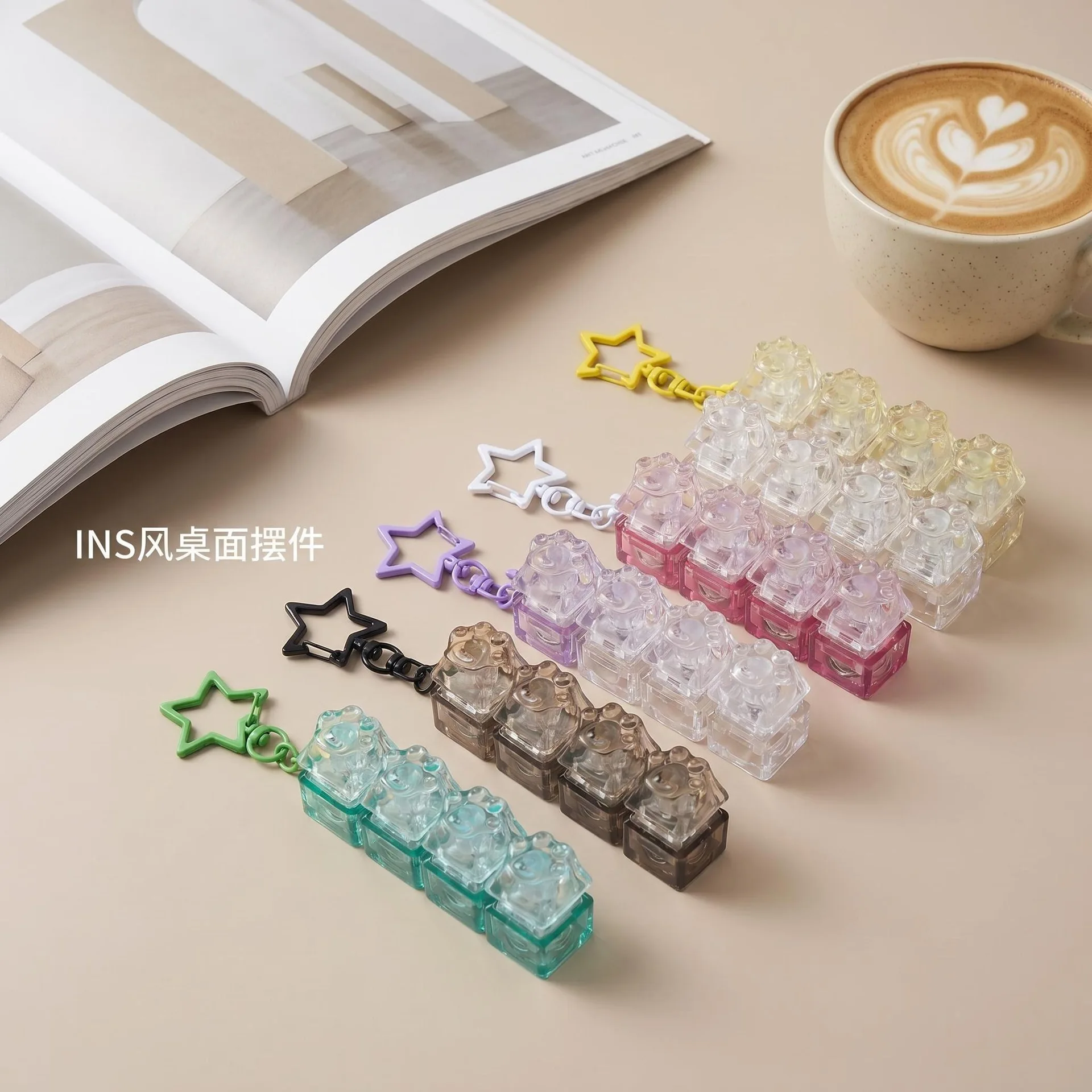 4-key/cat paw LED button decompression toy mechanical keyboard keycap office decompression soothing keychain
