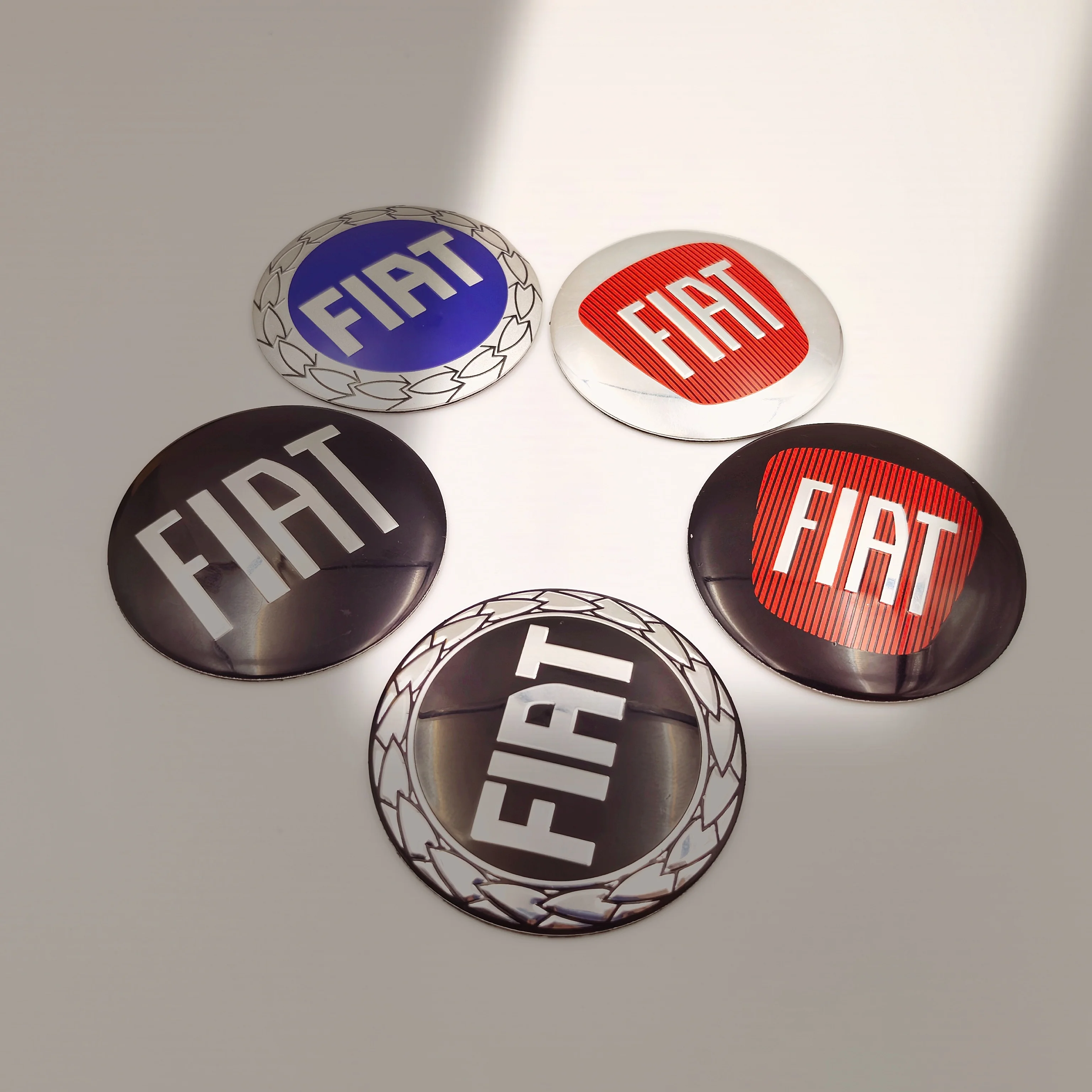 4 Uds 3D 50mm 5cm logo emblema del coche cubo central de la rueda llanta automática reacondicionamiento insignia a prueba de polvo cubre pegatina accesorios de estilo para FIAT