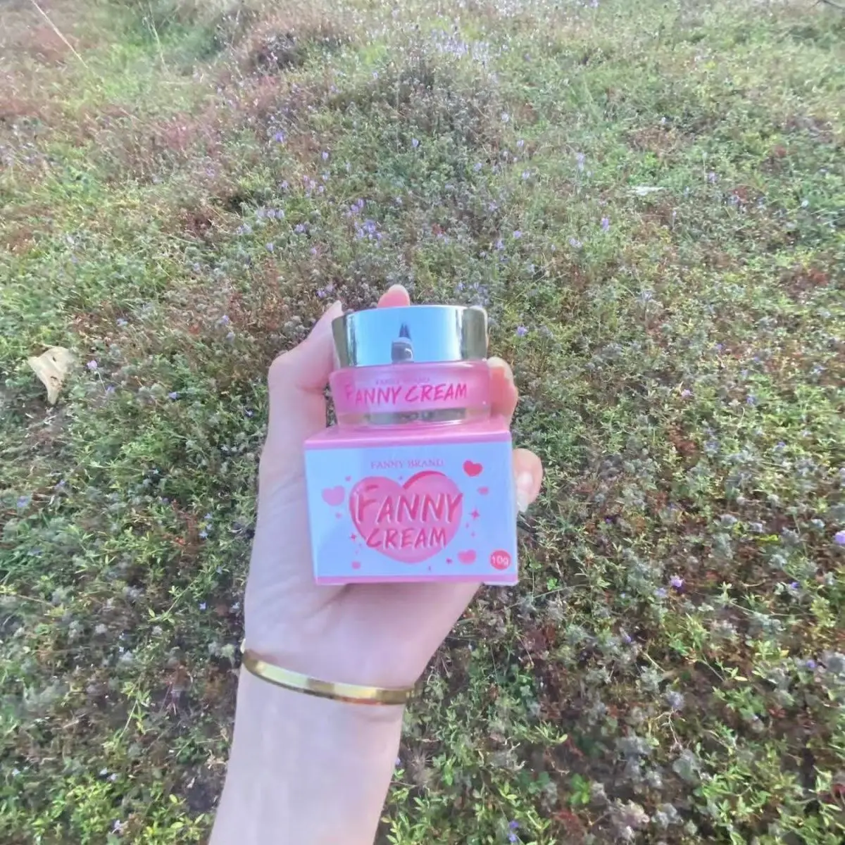 

Тайский отбеливающий ночной крем Fanny 10г, новая формула, устраняет пятна и лечит акне, восстанавливающий и осветляющий уход