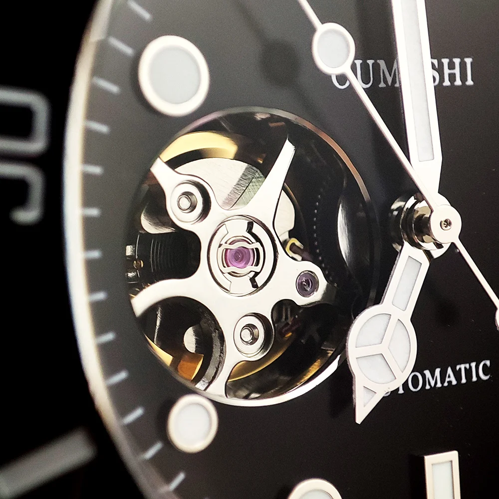 ساعة رجالية مخصصة 40.5 مللي متر NH38 ساعة أوتوماتيكية للرجال قرص مجوف قرص الياقوت الزجاج مضيئة ساعة أوتوماتيكية حركة NH38