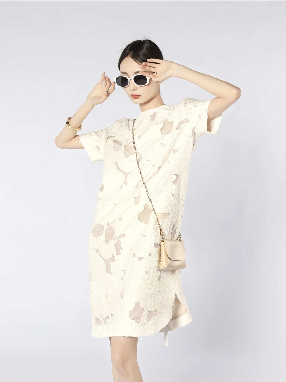 فستان ميدي أنيق مطرز باللون البيج بنمط غير منتظم على الطراز الصيني فضفاض تنورة طويلة كاجوال صيفي وصول جديد