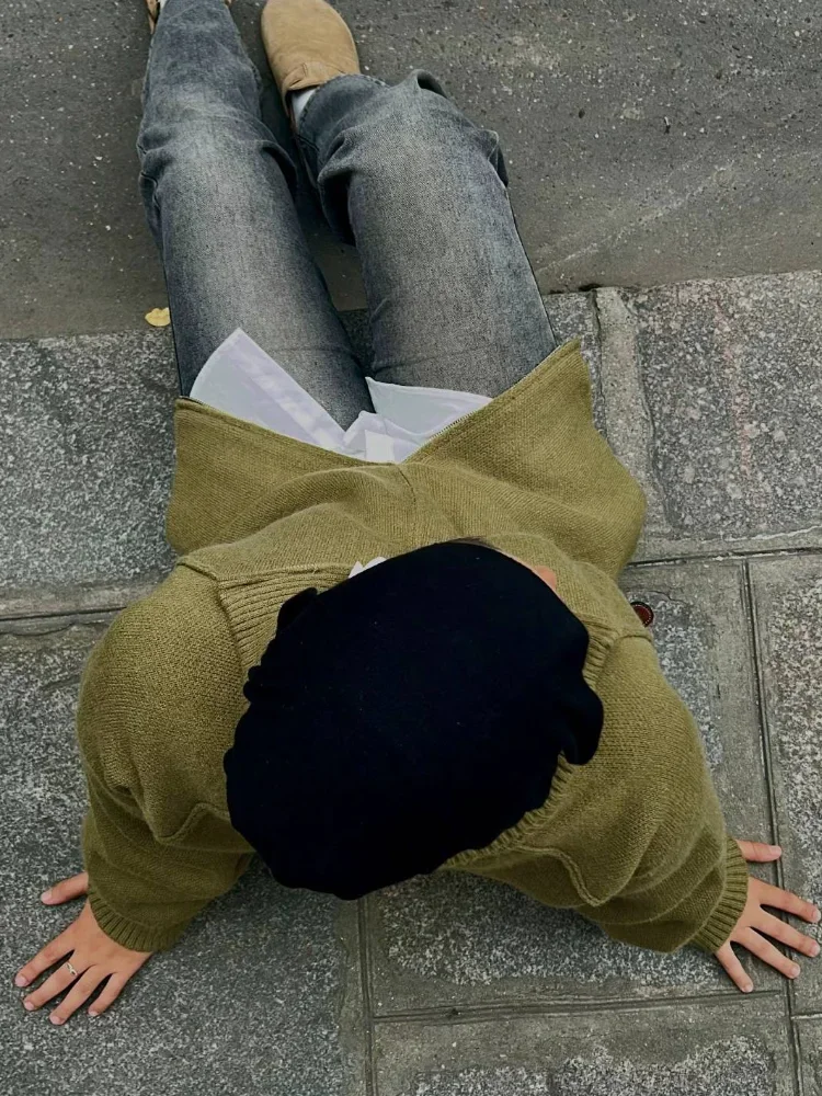 Fashion Women Stand Collar Sweaters Thick Warm Zipper Full Sleeve Solid Cardigans 2025 Autumn Winter Vintage Lady Jumper Outwear