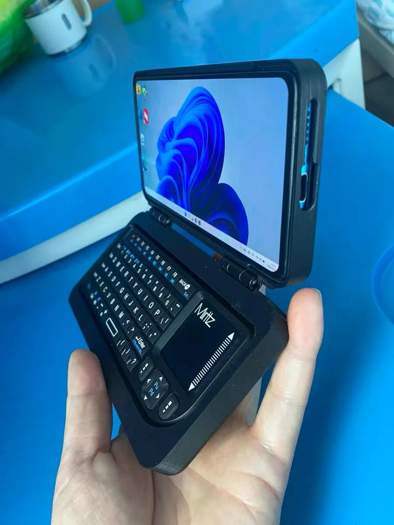 6-inch Dual-system Mini Handheld Computer Touch Folding Top with 12g +512g with Its Own Keyboard  Zhizhen Version
