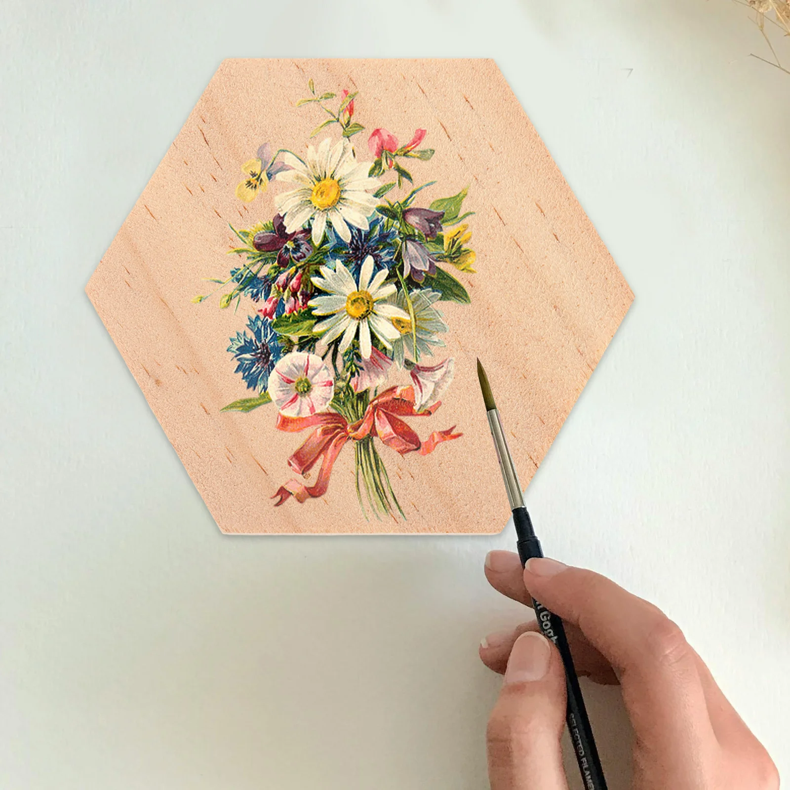 

25Pcs Wooden Hexagon Decor Slices Natural Wood Smooth Both Sides for Wedding Home Party DIY Painting Wood Slices