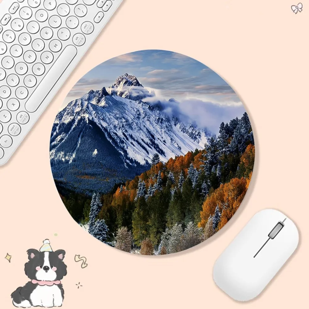 Mountain Forest 22x22 ซม.รอบ Gaming Mouse Pad Gamer โต๊ะ Mats แป้นพิมพ์ Pad เมาส์ Pad ชุดโต๊ะทํางานอุปกรณ์เสริมแผ่นพรม
