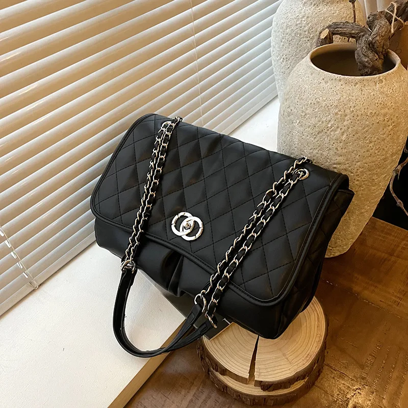 

2025 Autumn Flap Bag, Women's Luxe Underarm Square Purse, Commuter Crossbody Day to Night Bag, Sling Bag, Minimalist Top Handle