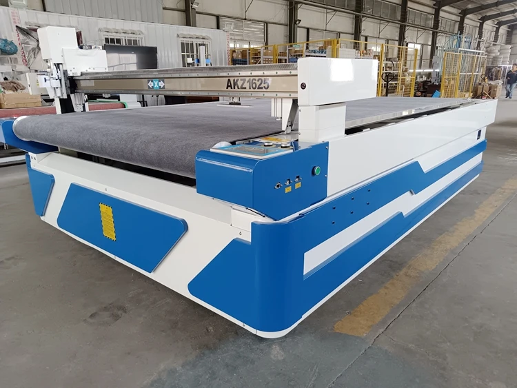 Stof Cnc Snijmachine Monster Snijmachine Voor Textiel Kledingstuk Doek Shirts Cutter AKZ1625 AKZ2030