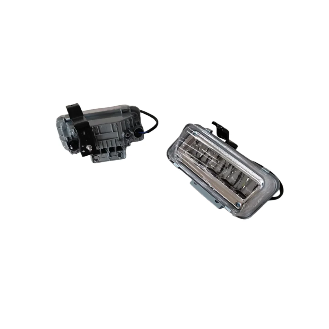 

Suitable for ISUZU ELF700P KV100 KV600 modified high brightness aluminum shell anti fog lamp pair