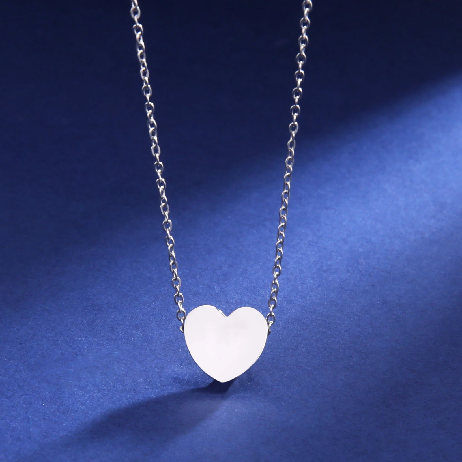 Skyrim Heart Pendant Necklace for Women Girls Gold Color Minimalist Choker Stainless Steel Neck Chains 2025 Fashion Jewelry Gift