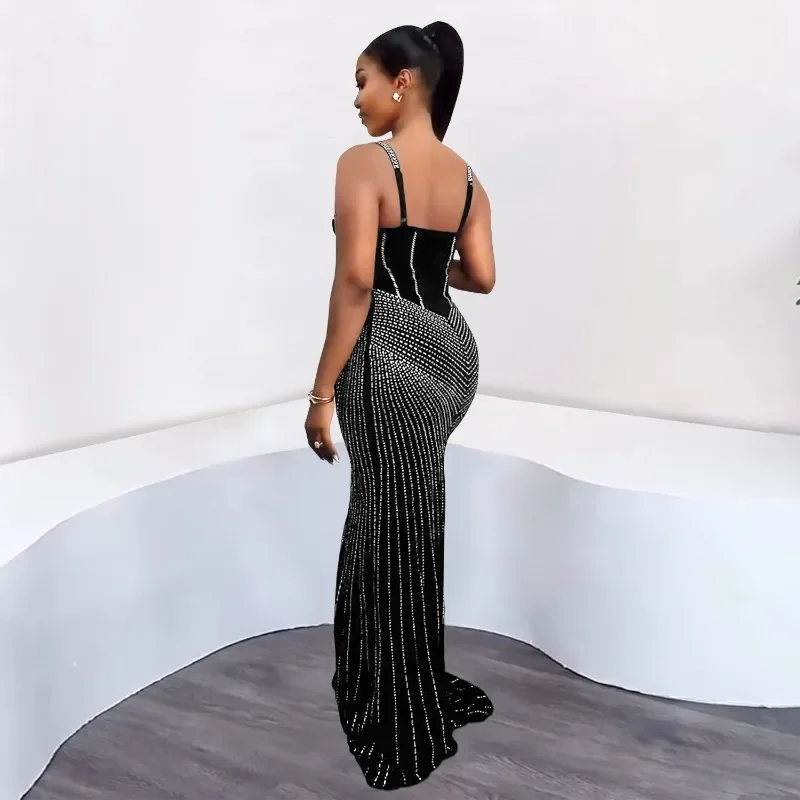 GUWU Donna Spaghetti Strap Velluto Diamanti Hot Strass Aderente Maxi Abito lungo 2025 Vacanze di compleanno Abiti da festa sexy