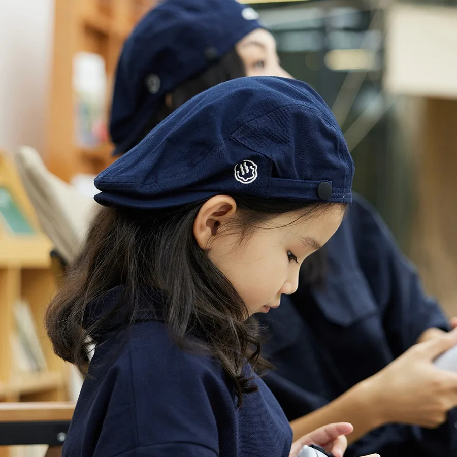

Children Hat Back Wearing Alphabet Berets Girl Fall Winter Outings Forward Boy Vintage Painter Cap Match Outdoor Fashion M534