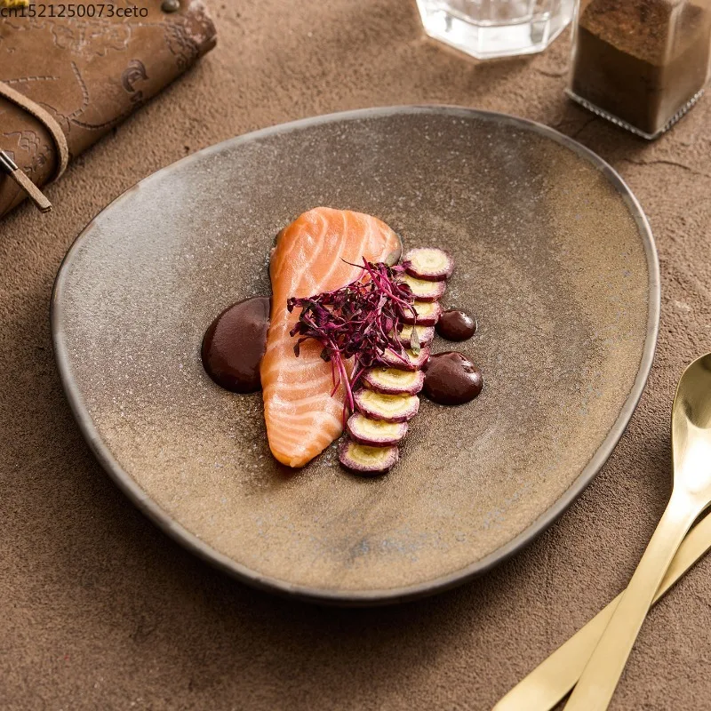 Gilded Glazed Triangular Ceramic Plate, Japanese Retro Ceramic Dining Plates, Sushi Plate, Hotel Restaurant Specialty Tableware