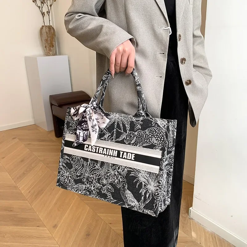 

2025 New Women's Scarf Print Top Handle Bag Luxury Big Tote Shoulder Purse Stylish Work Commute & Casual Day-to-Night Bag