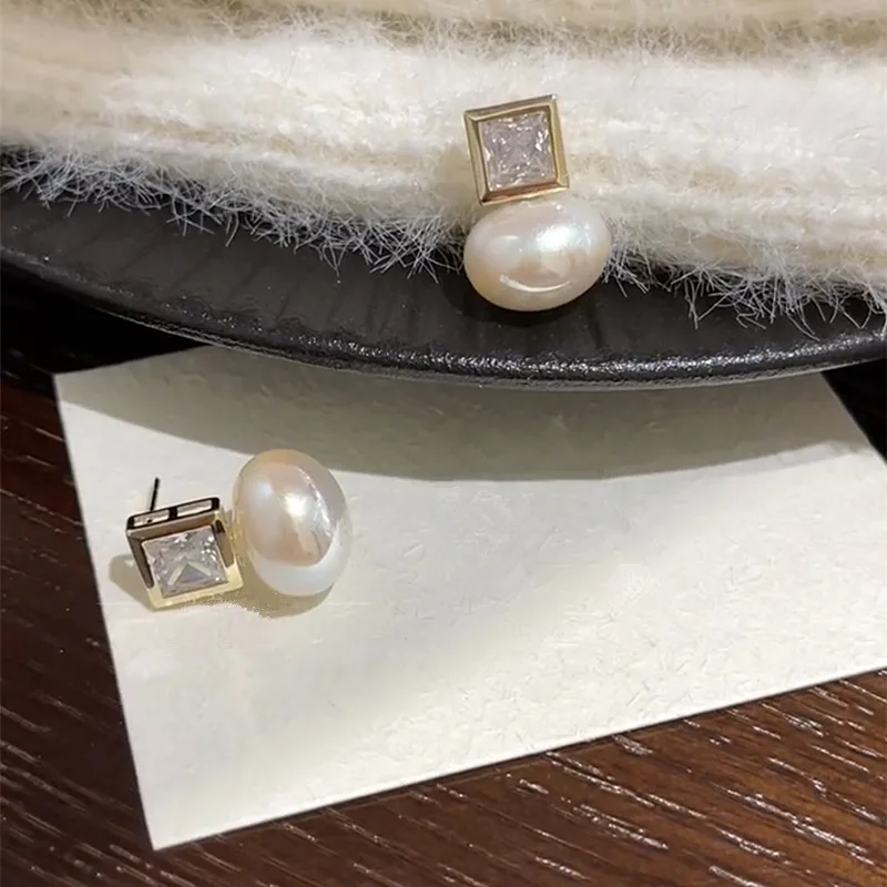 Fashion Square Zircon Pearl Earrings For Women Delicate Simple New Trending Designers Earings Wholesale