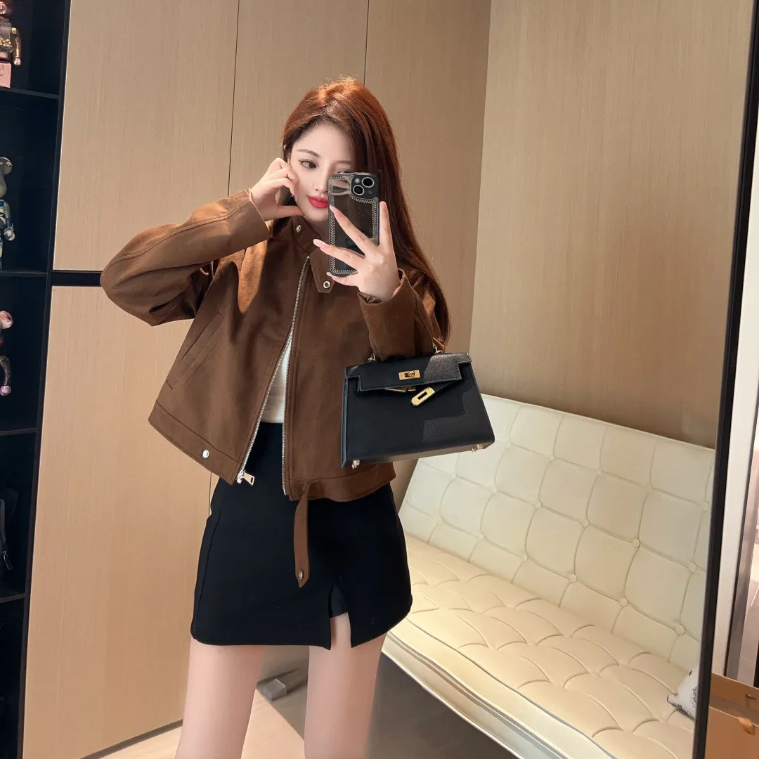 เสื้อโค้ทผู้หญิงสไตล์มิดเซ็นจูรี่ รุ่นไฮเอนด์ ทำจากหนังกลับบอสตัน สีเขียวมรกต แบบบาง ใส่ได้ในฤดูหนาว