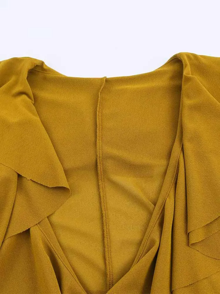 เสื้อแฟชั่นผู้หญิงสไตล์ยุโรปและอเมริกา รุ่นใหม่ล่าสุดสำหรับฤดูใบไม้ร่วง ดีไซน์เรียบง่าย สไตล์ลำลอง แต่ดูหรูหรา พร้อมผ้าคลุมตกแต่งหลายชั้น