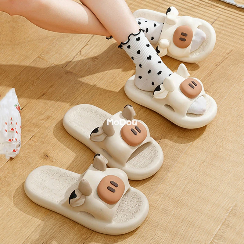 Mo Dou Cute Cow Slippers for Summer 2023 New Cartoon Shape Women Slipper for Outdoor Soft Non Slip Bathroom Slippers for Men